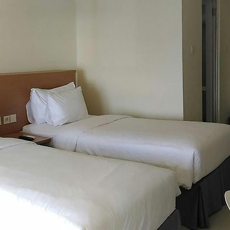 Big Fish Hotel Manado Eksteriør billede