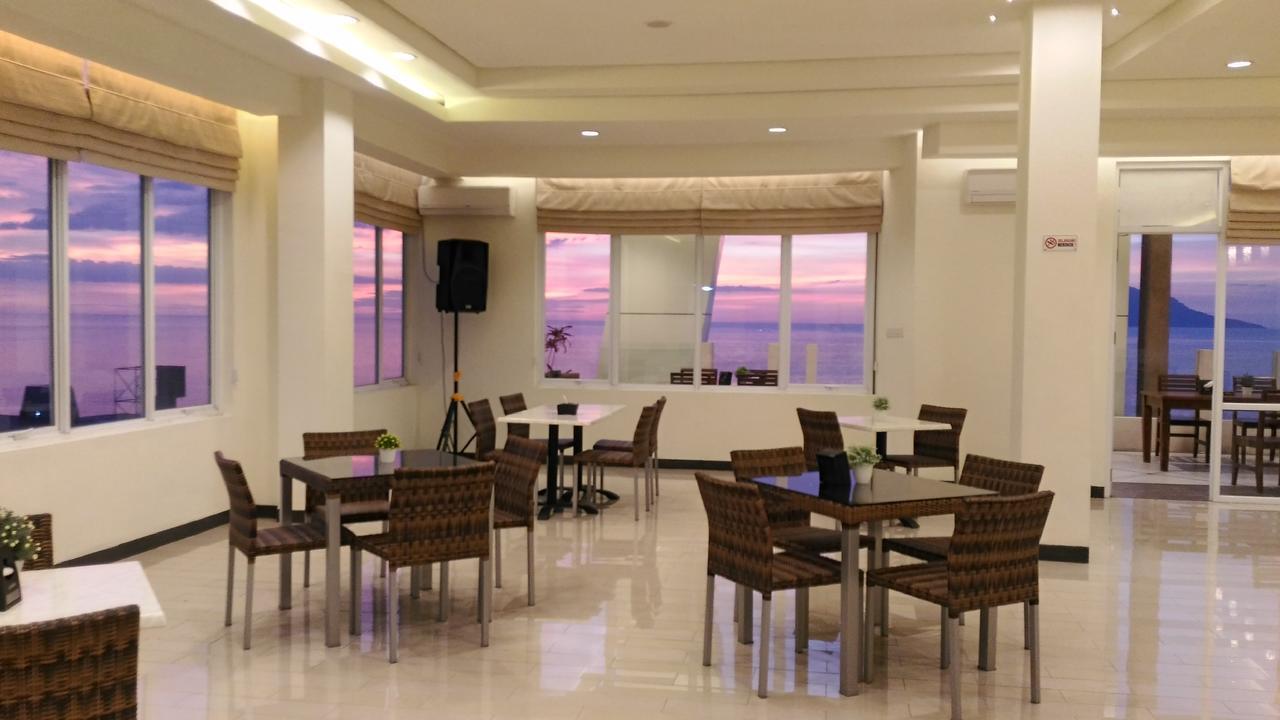 Big Fish Hotel Manado Eksteriør billede