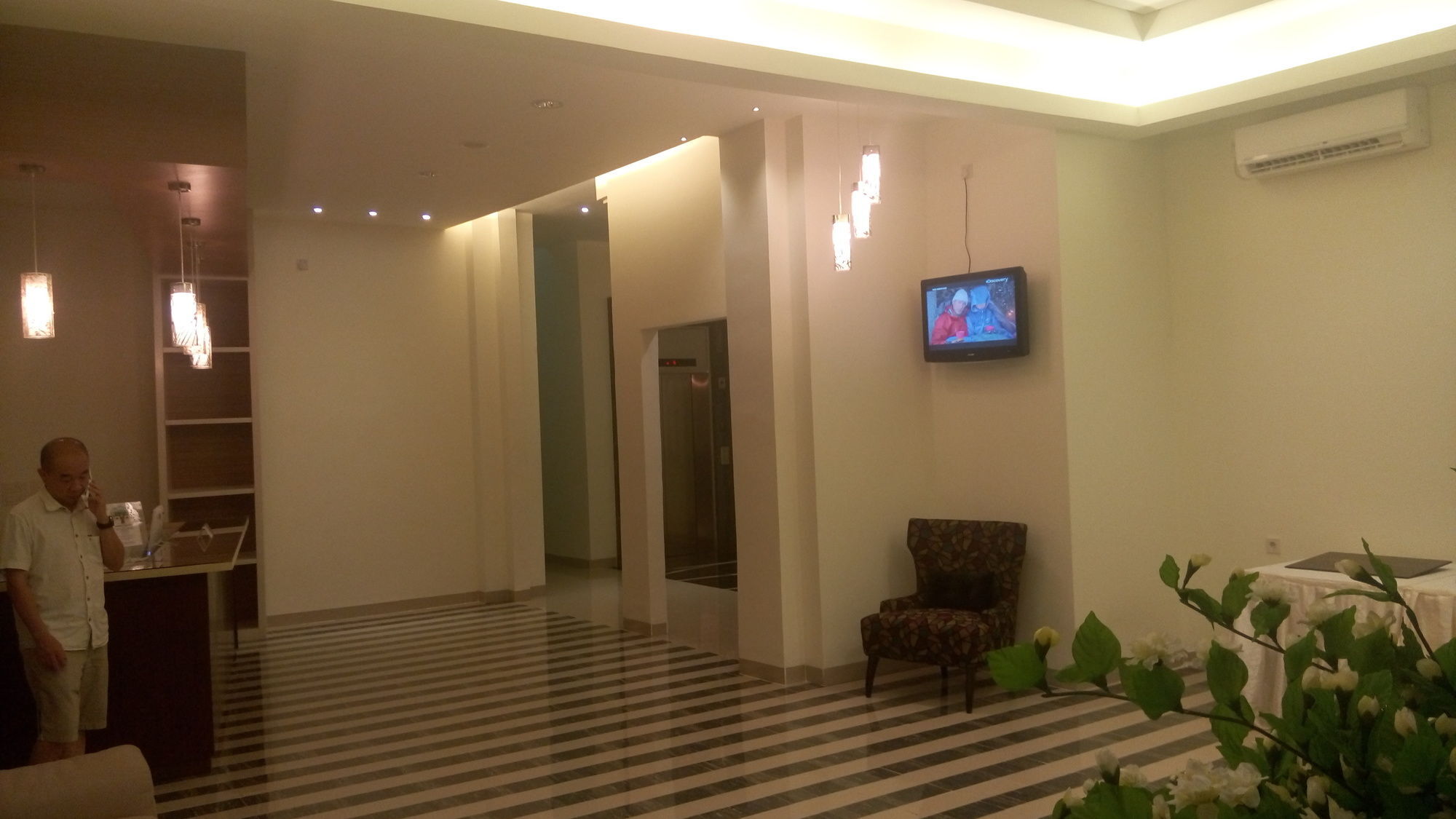 Big Fish Hotel Manado Eksteriør billede